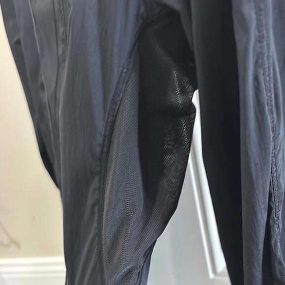 Lululemon jacket - Picture 3 of 5